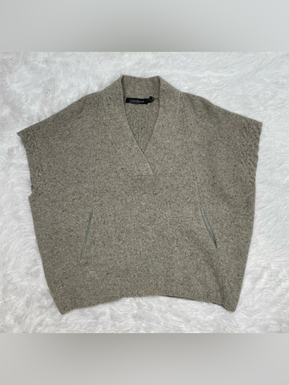 Irelands Eye Womens Size S/M Wool Cashmere Sweater Vest Small / Medium Pockets